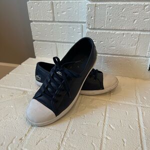 Lacoste Women’s Sneaker in Navy Blue, Size 8 (39.5)